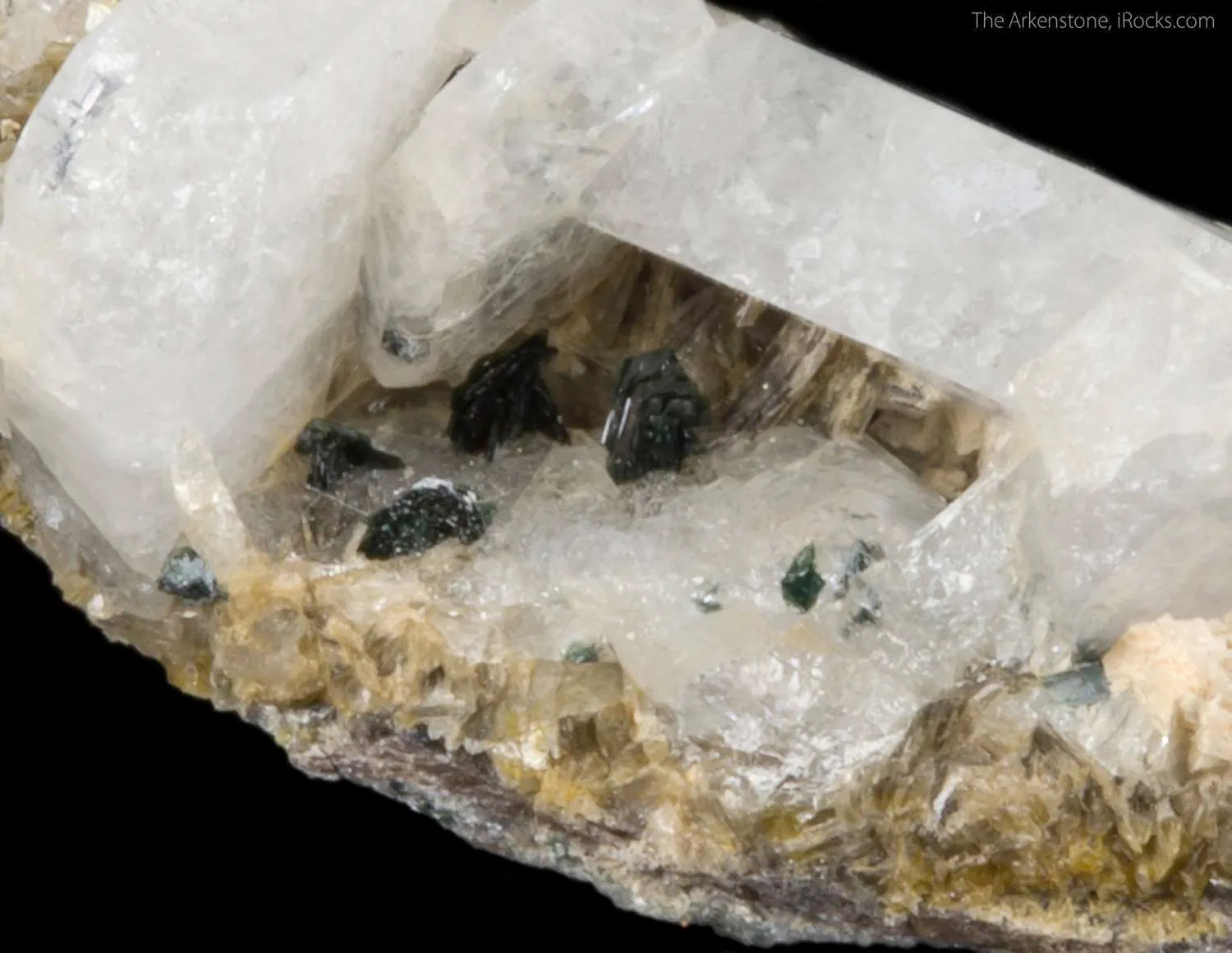 Whitlockite with Kulanite - image 2