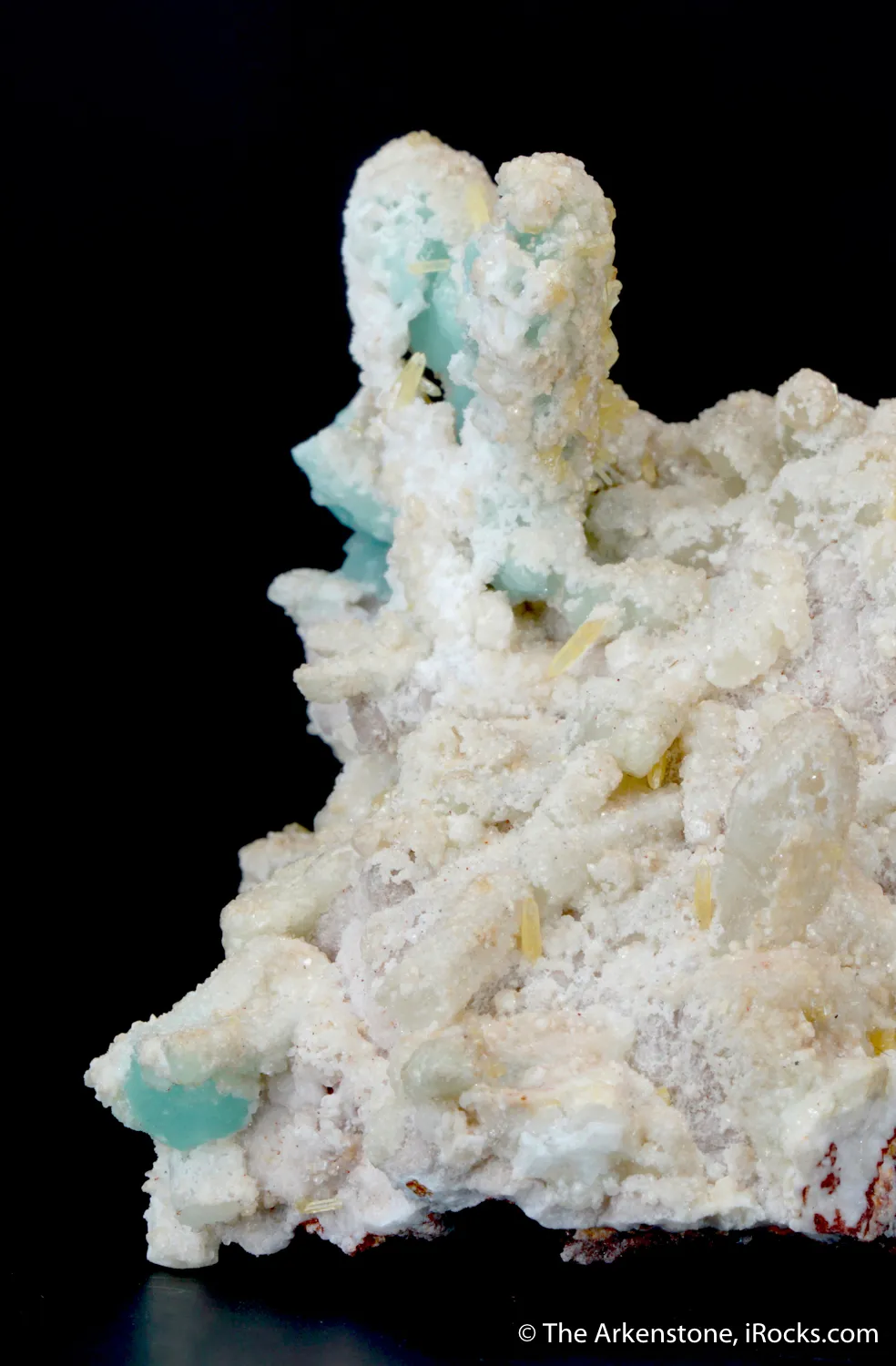Willemite and Calcite ps. after Azurite with Mimetite - image 7