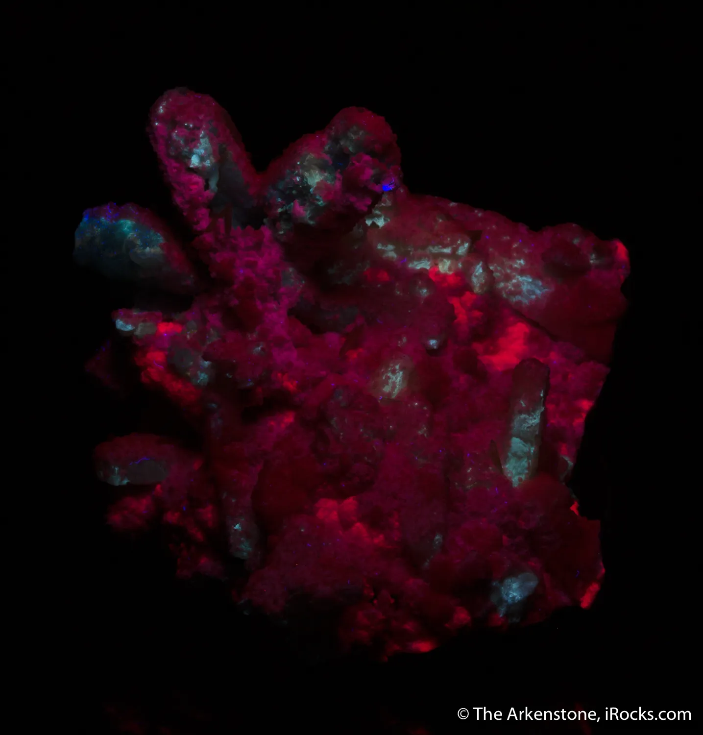 Willemite and Calcite ps. after Azurite with Mimetite - image 4