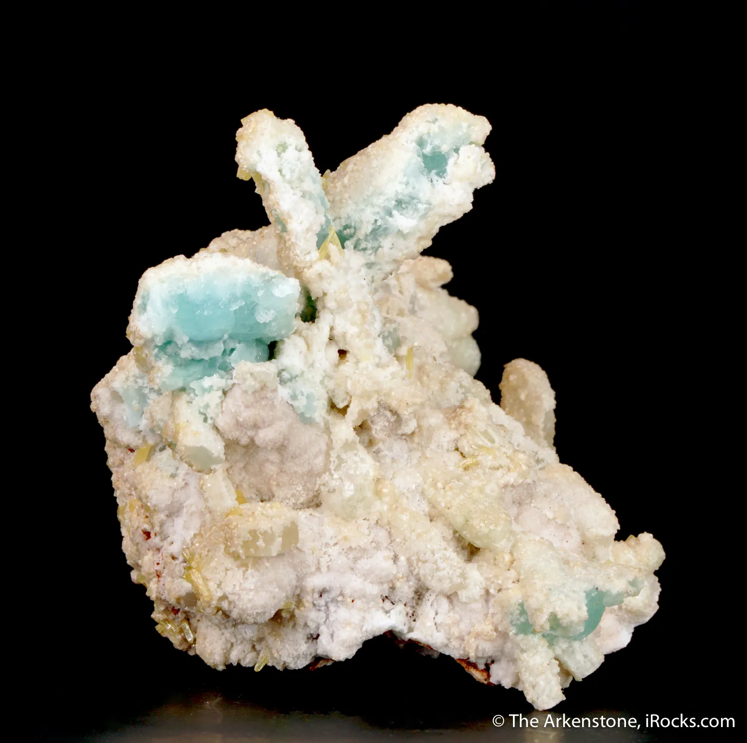 Willemite and Calcite ps. after Azurite with Mimetite - image 8