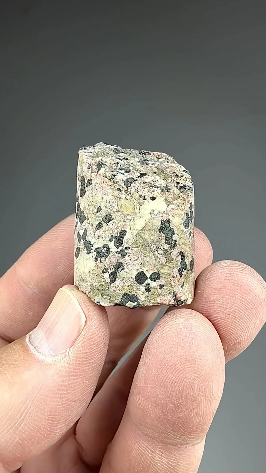 Willemite (drill core) - image 2