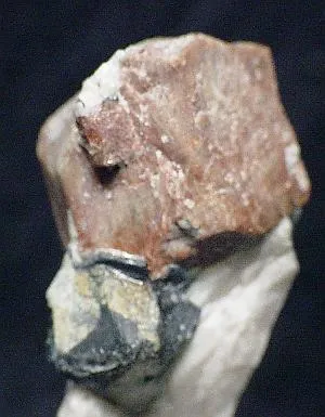 Willemite, Franklinite - image 1