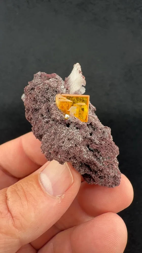 Willemite from Erupción Mine, Los Lamentos Mts, Chihuahua, Mexico - image 2
