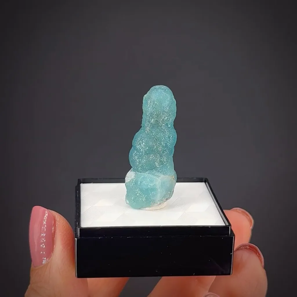 Willemite stalactite