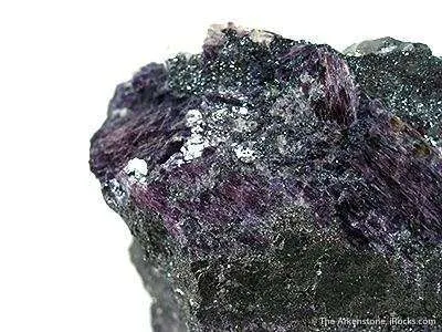 Winchite in Braunite image