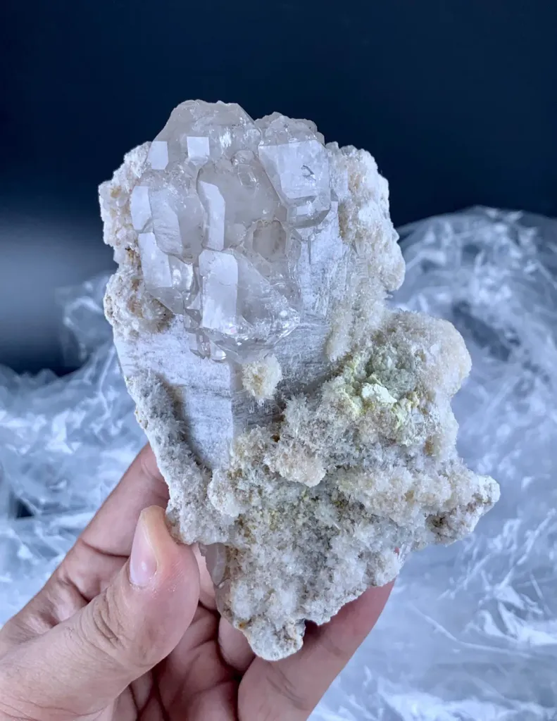 window Quartz from Afghanistan image