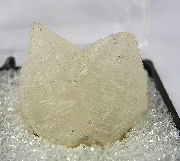 Witherite image