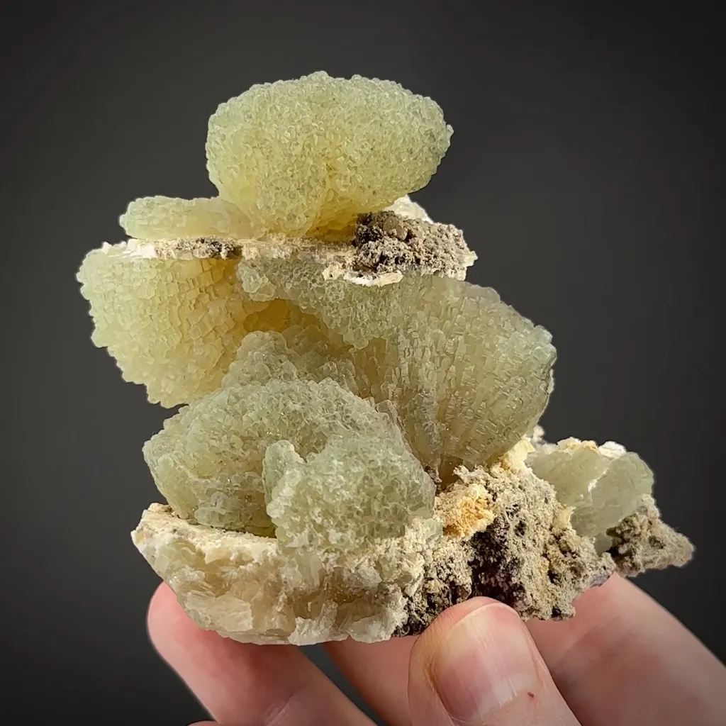 Witherite (nickle-rich) and Alstonite image