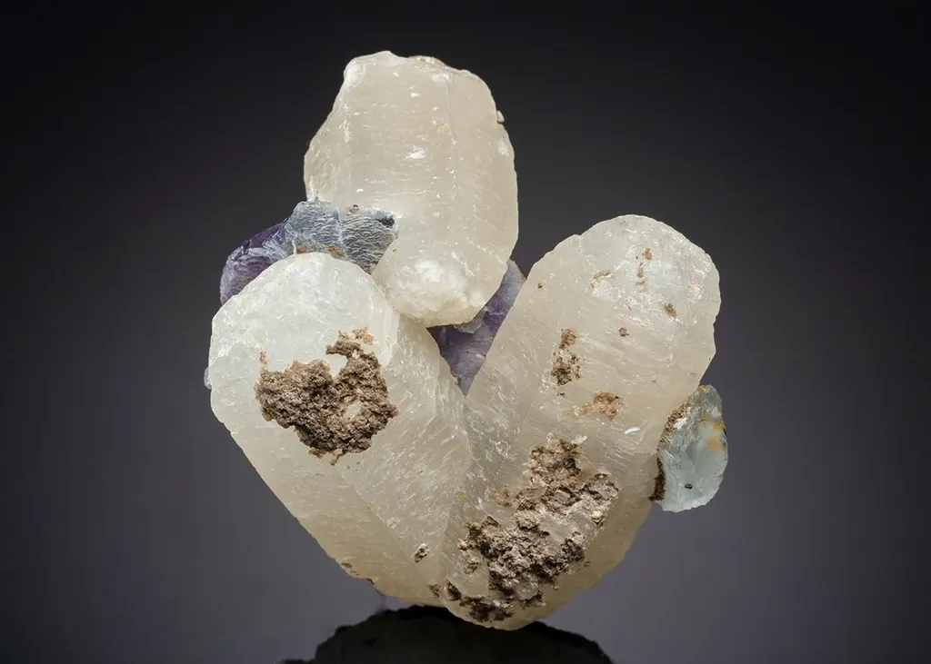 Witherite with Fluorite image