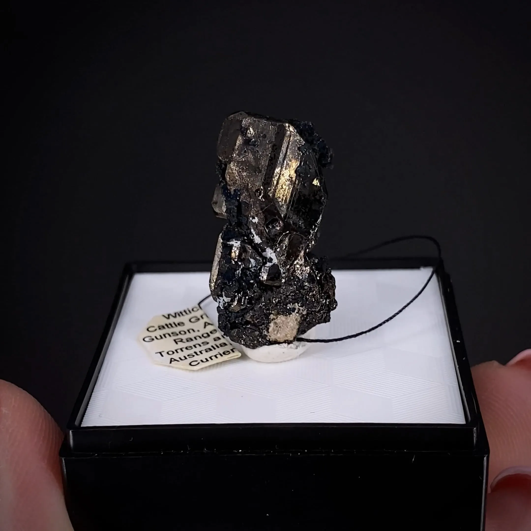 Wittichenite - image 2