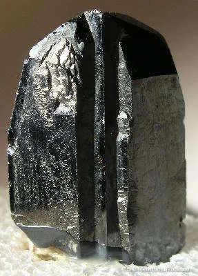 Wodginite Epitaxial on Cassiterite - image 2