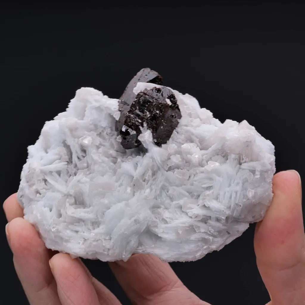 WODGINITE var. tantalowodginite - image 2