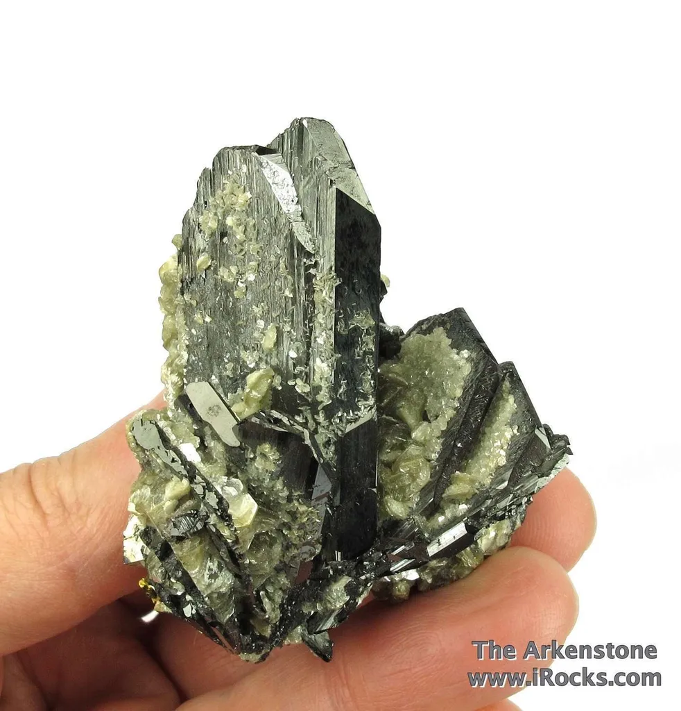 Wolframite with Arsenopyrite, Pyrite, and Muscovite, on Quartz - image 4