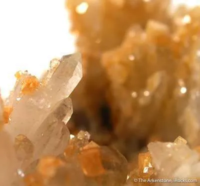 Woodhouseite on Quartz - image 3
