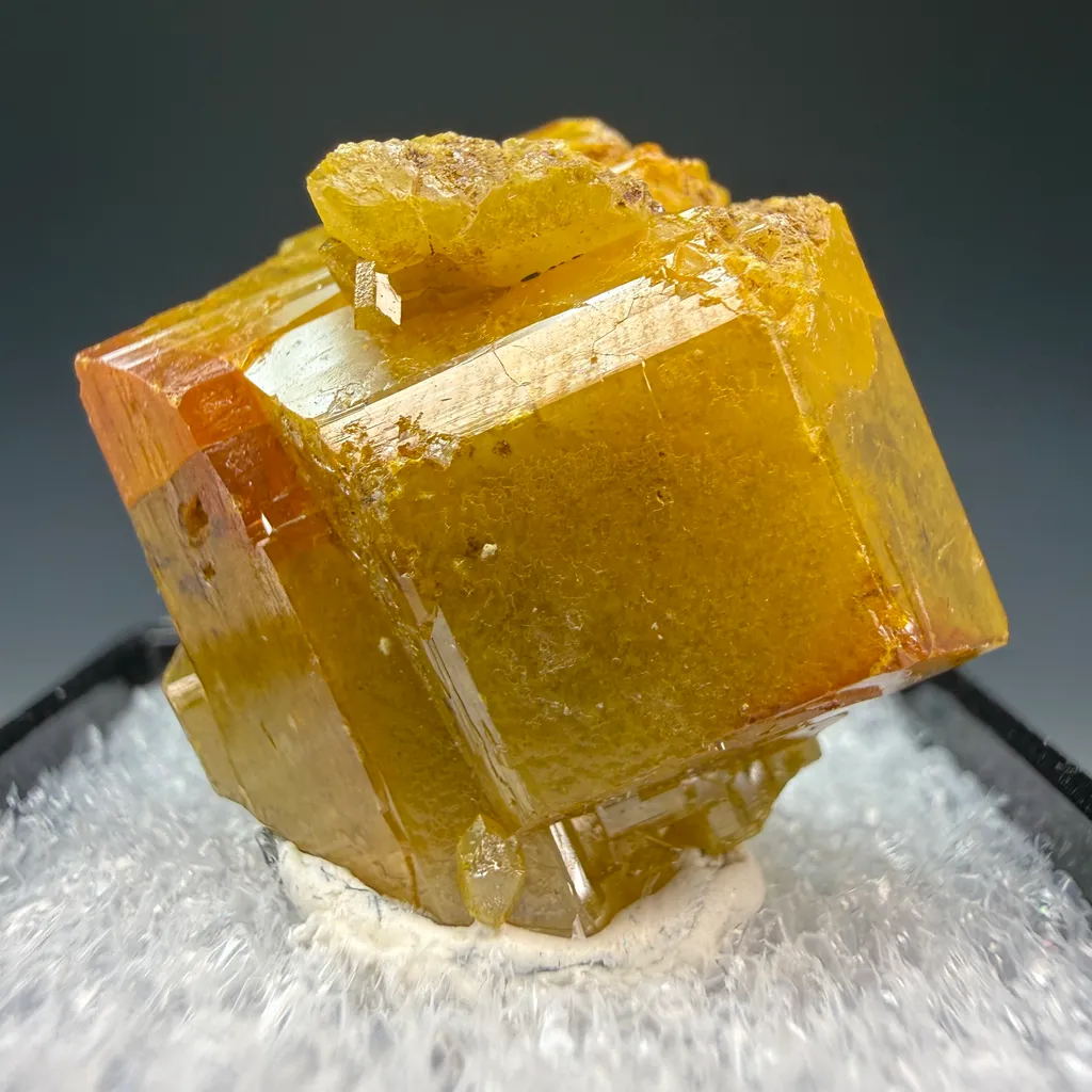Wulfenite image