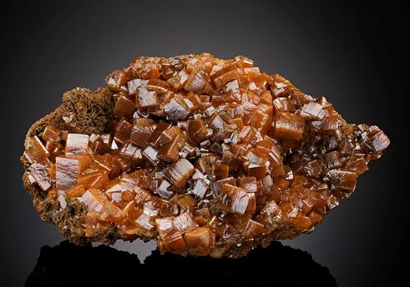 Wulfenite image