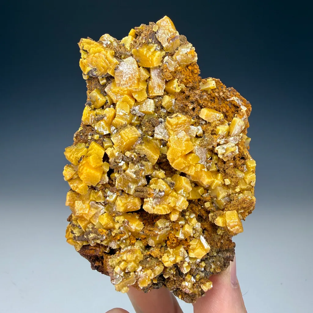 Wulfenite image