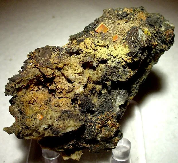 Wulfenite image