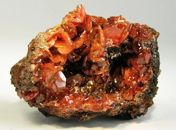 Wulfenite image