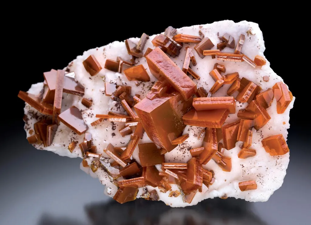 Wulfenite image