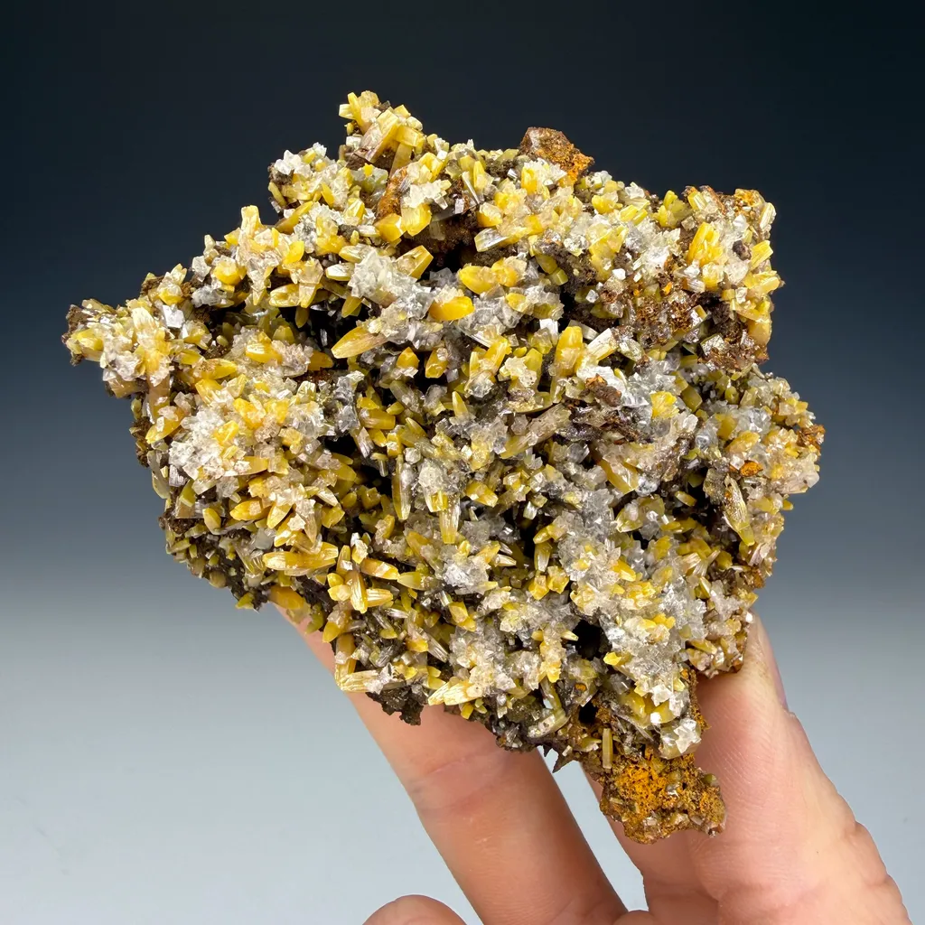 Wulfenite image