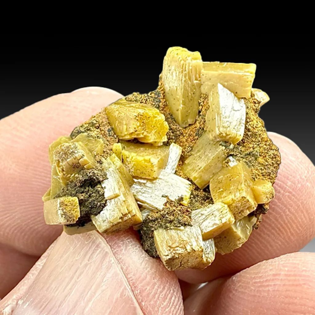 Wulfenite image