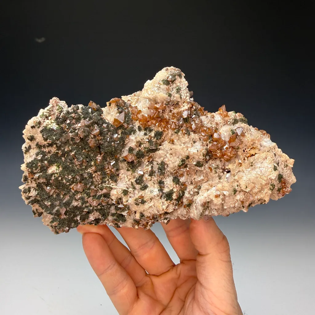 Wulfenite image