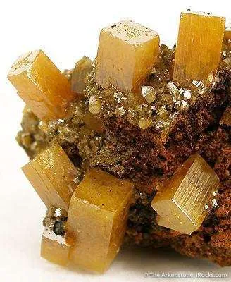 Wulfenite - image 3