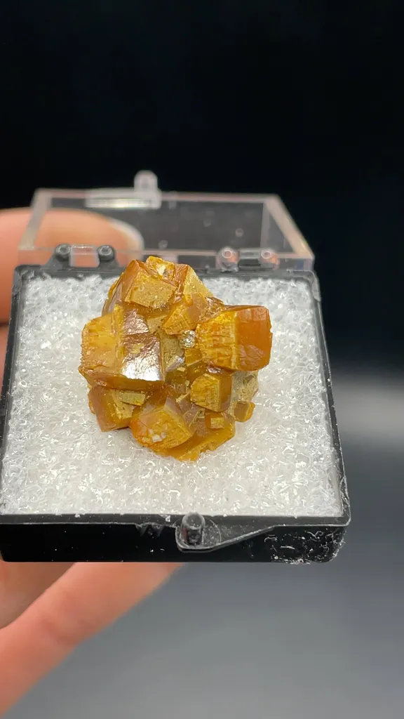 Wulfenite - image 2