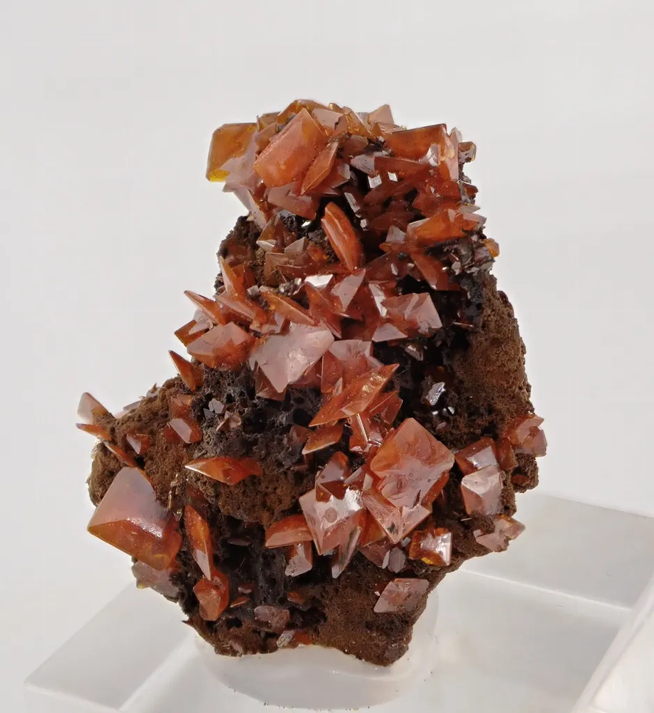 Wulfenite image