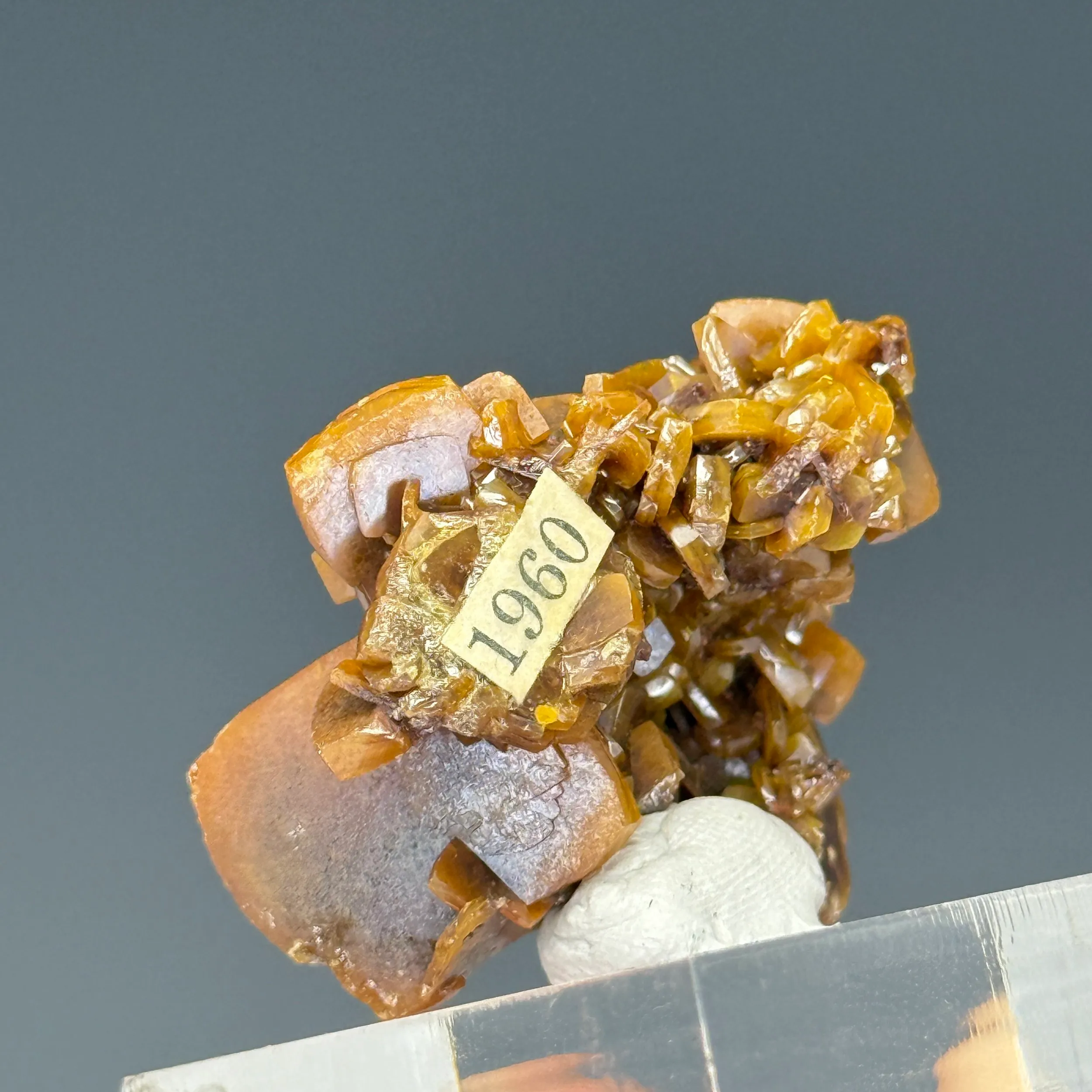 Wulfenite - image 2
