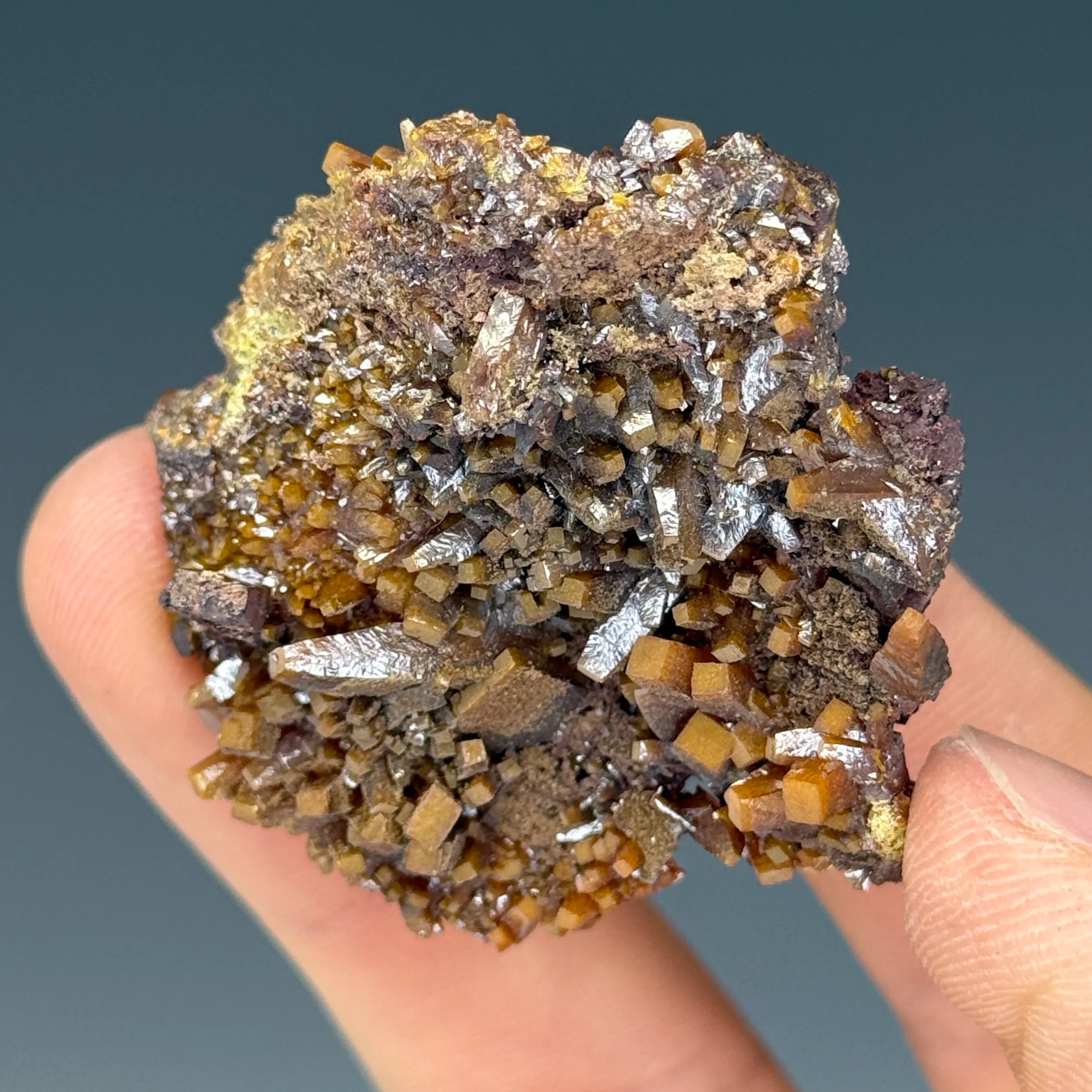 Wulfenite - image 3