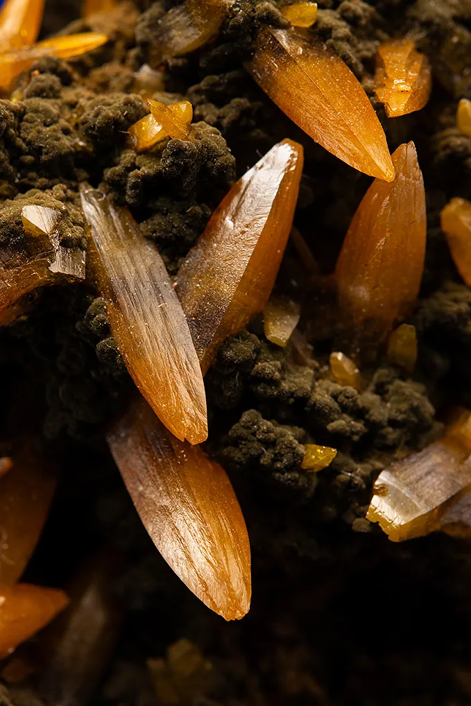 Wulfenite - image 2