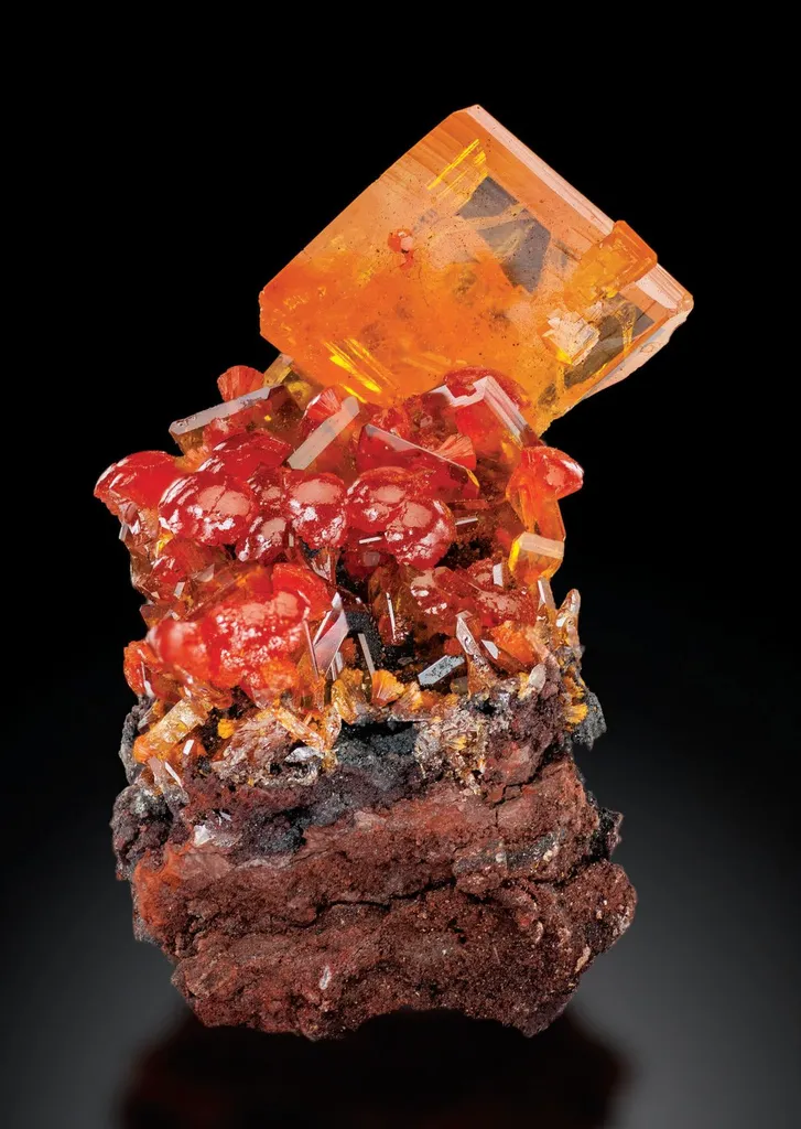 Wulfenite image