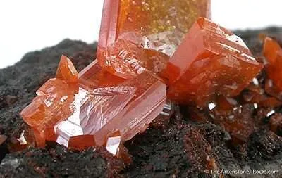 Wulfenite - image 3