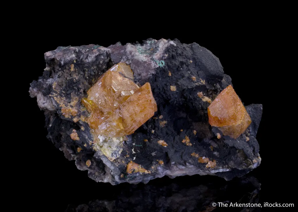 Wulfenite - image 5