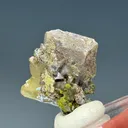 Wulfenite - image 3