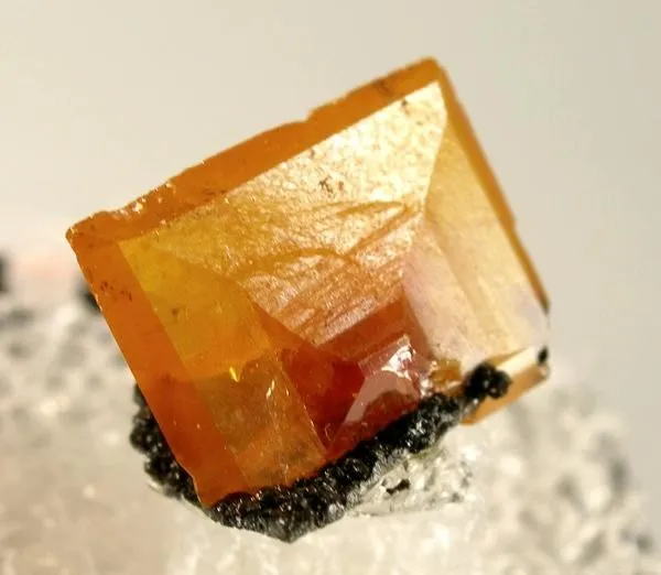 Wulfenite image