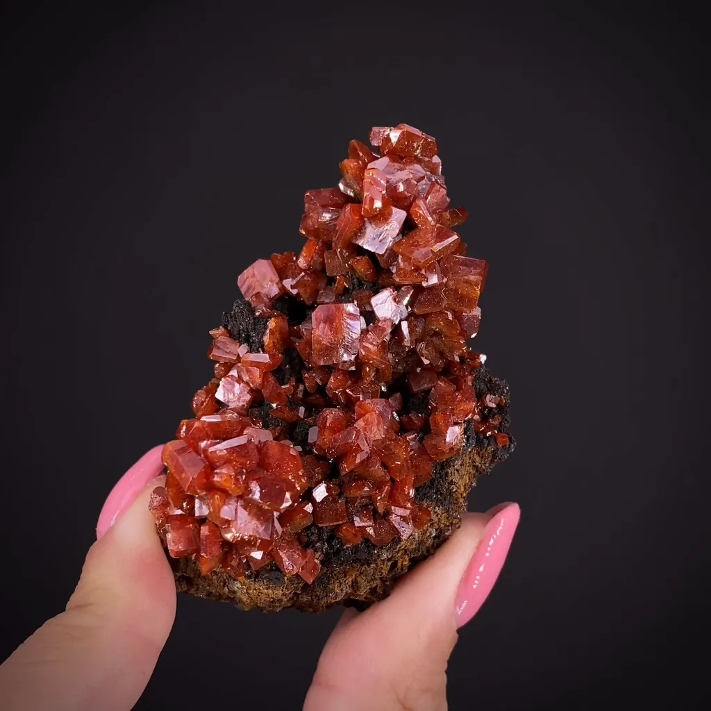 Wulfenite image