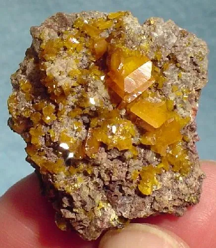 Wulfenite image