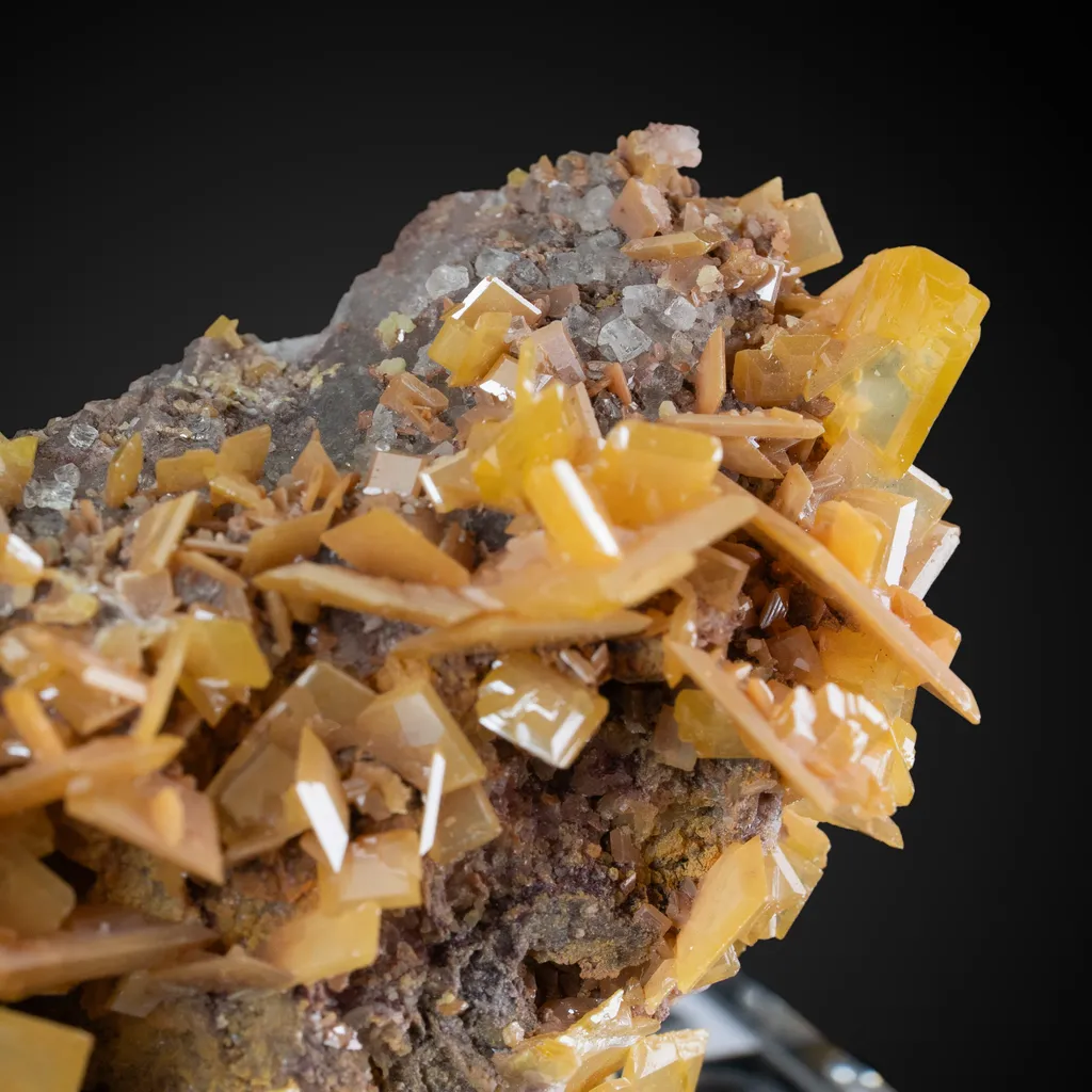 Wulfenite - image 4