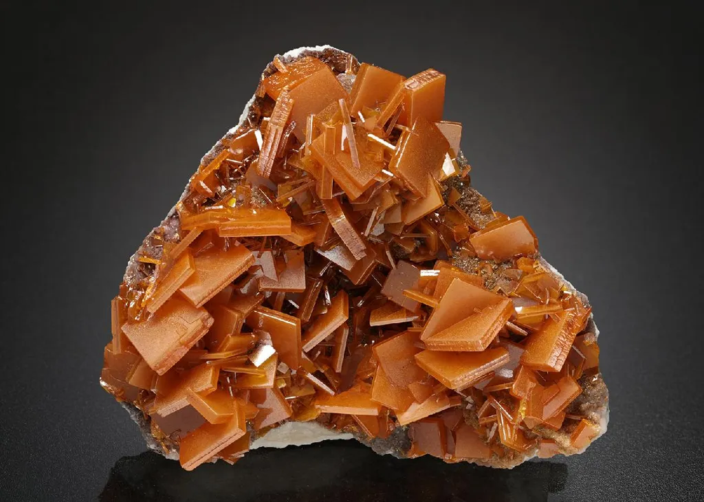 Wulfenite image