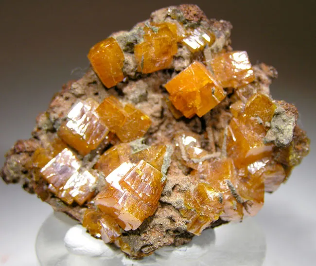 Wulfenite image