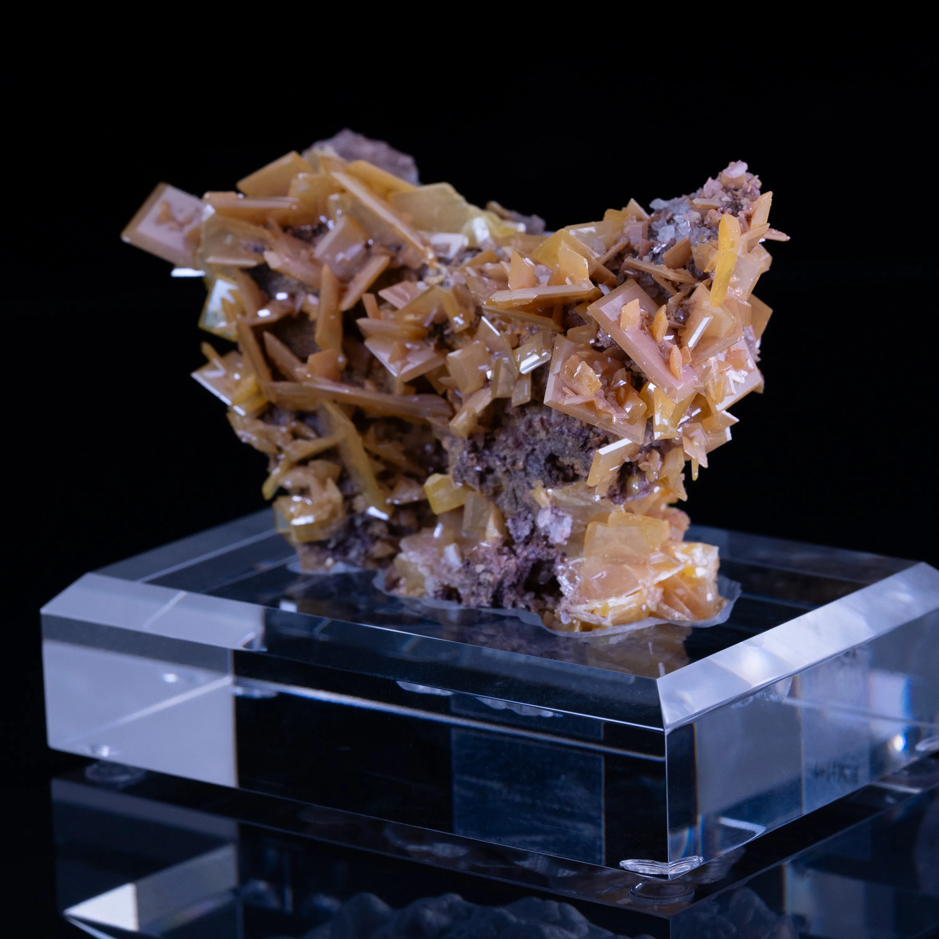 Wulfenite - image 3