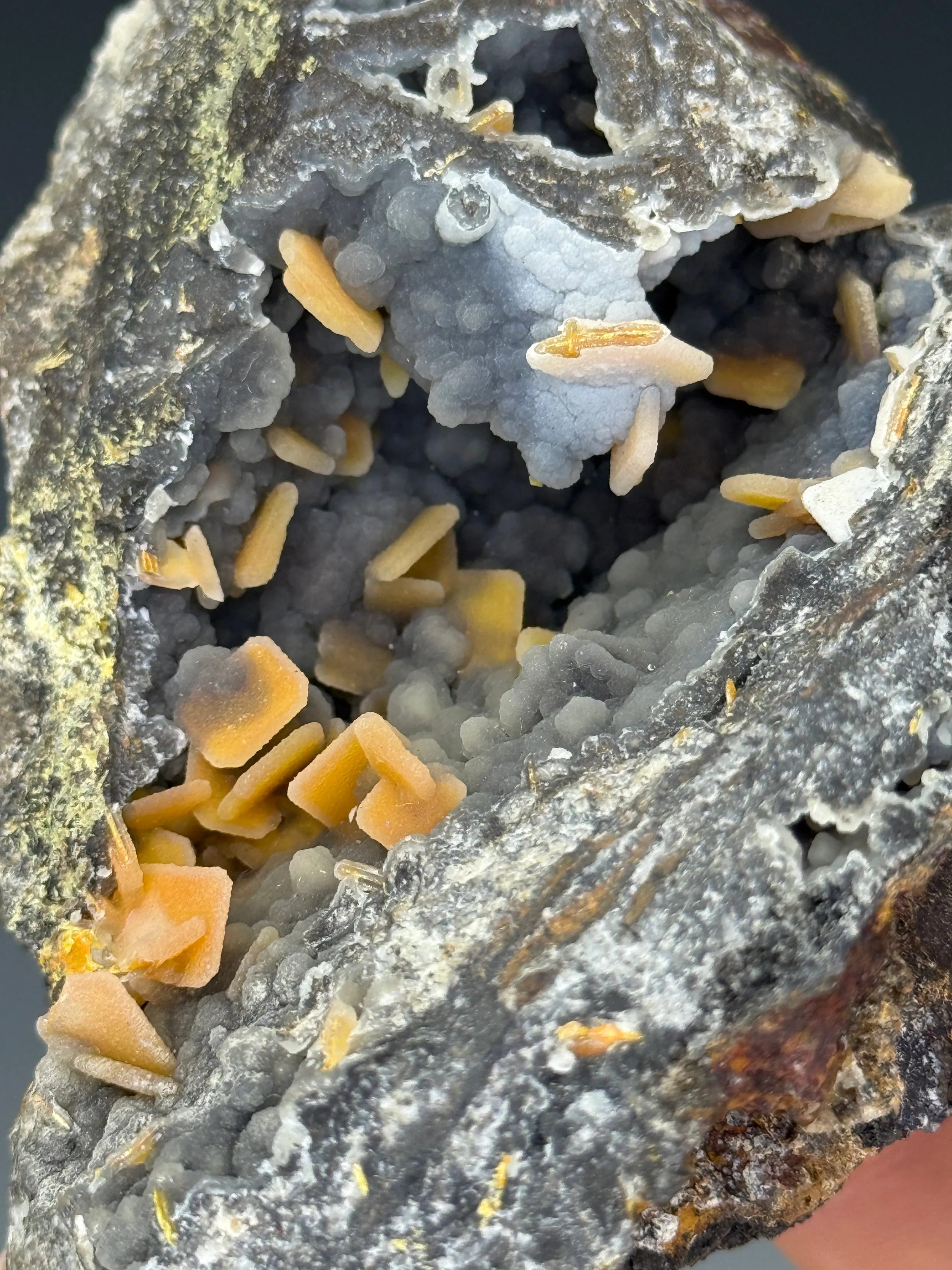 Wulfenite - image 4