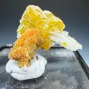 Wulfenite - image 3