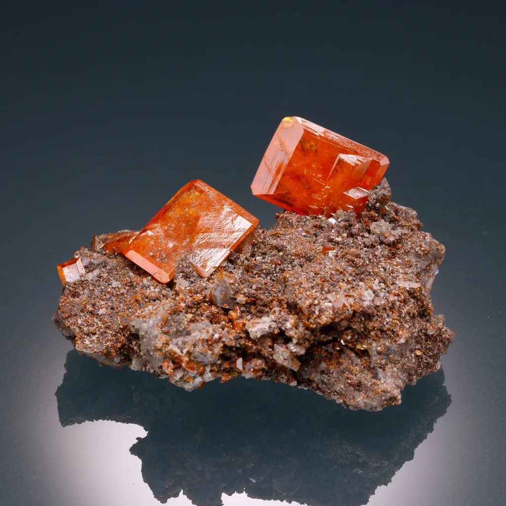 Wulfenite image