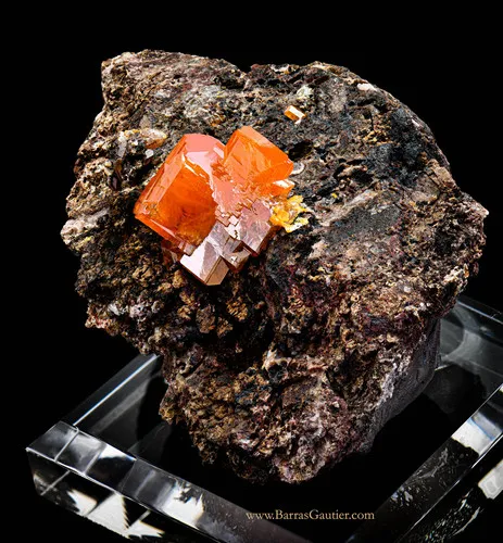 Wulfenite - image 4