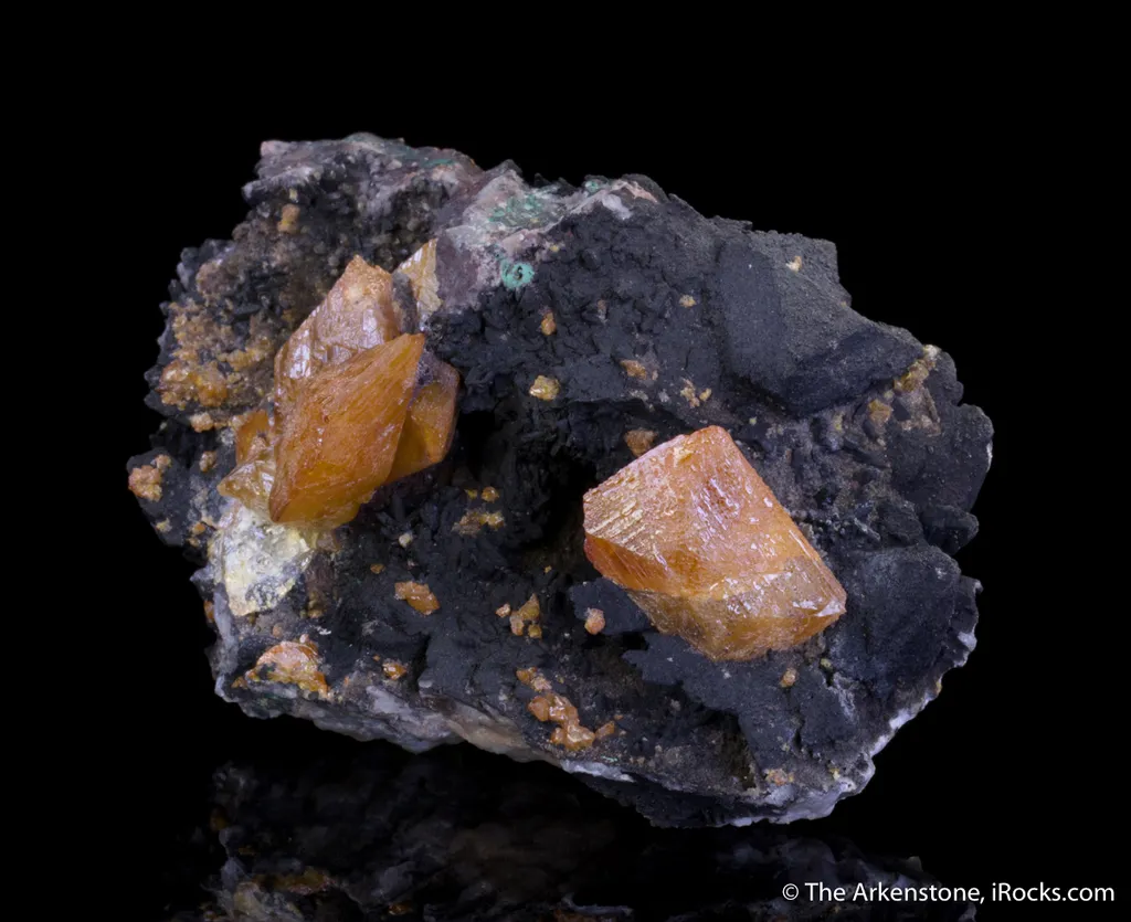 Wulfenite - image 4