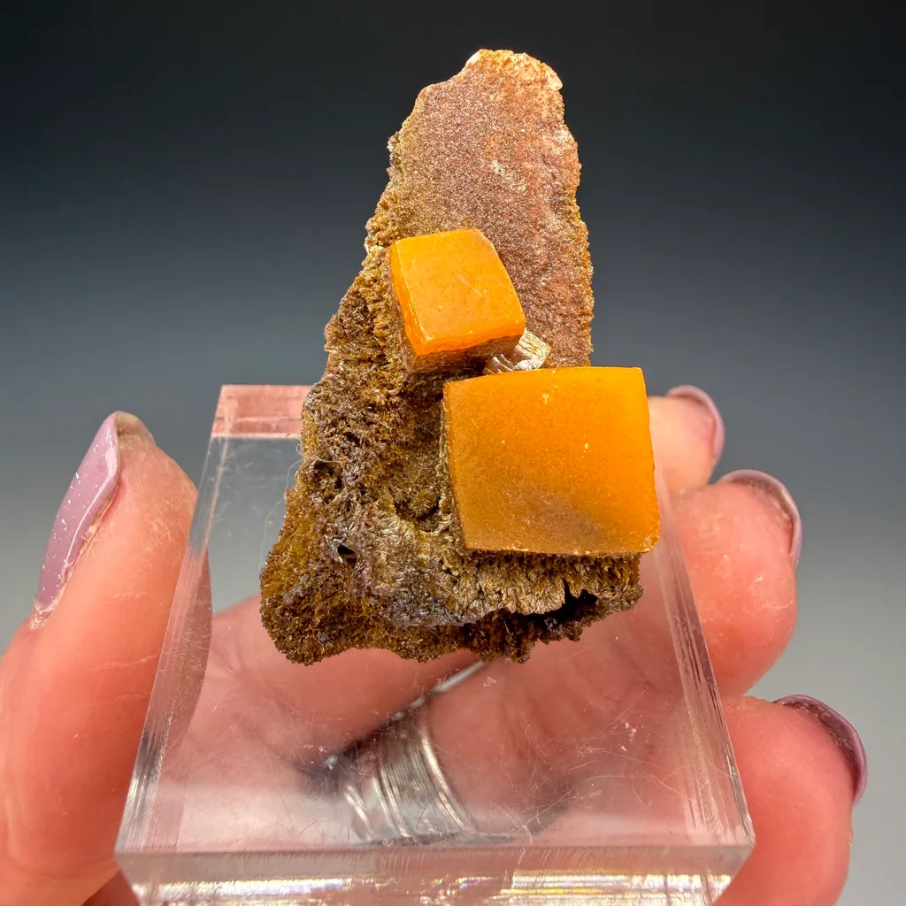 Wulfenite